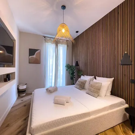 Nicois - 3 Pieces Au Centre Niza