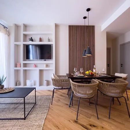 Apartment Nicois - 3 Pieces Au Centre Nice